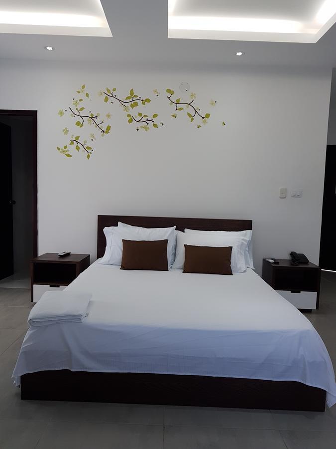 Hotel Plaza Real Montelibano Ngoại thất bức ảnh