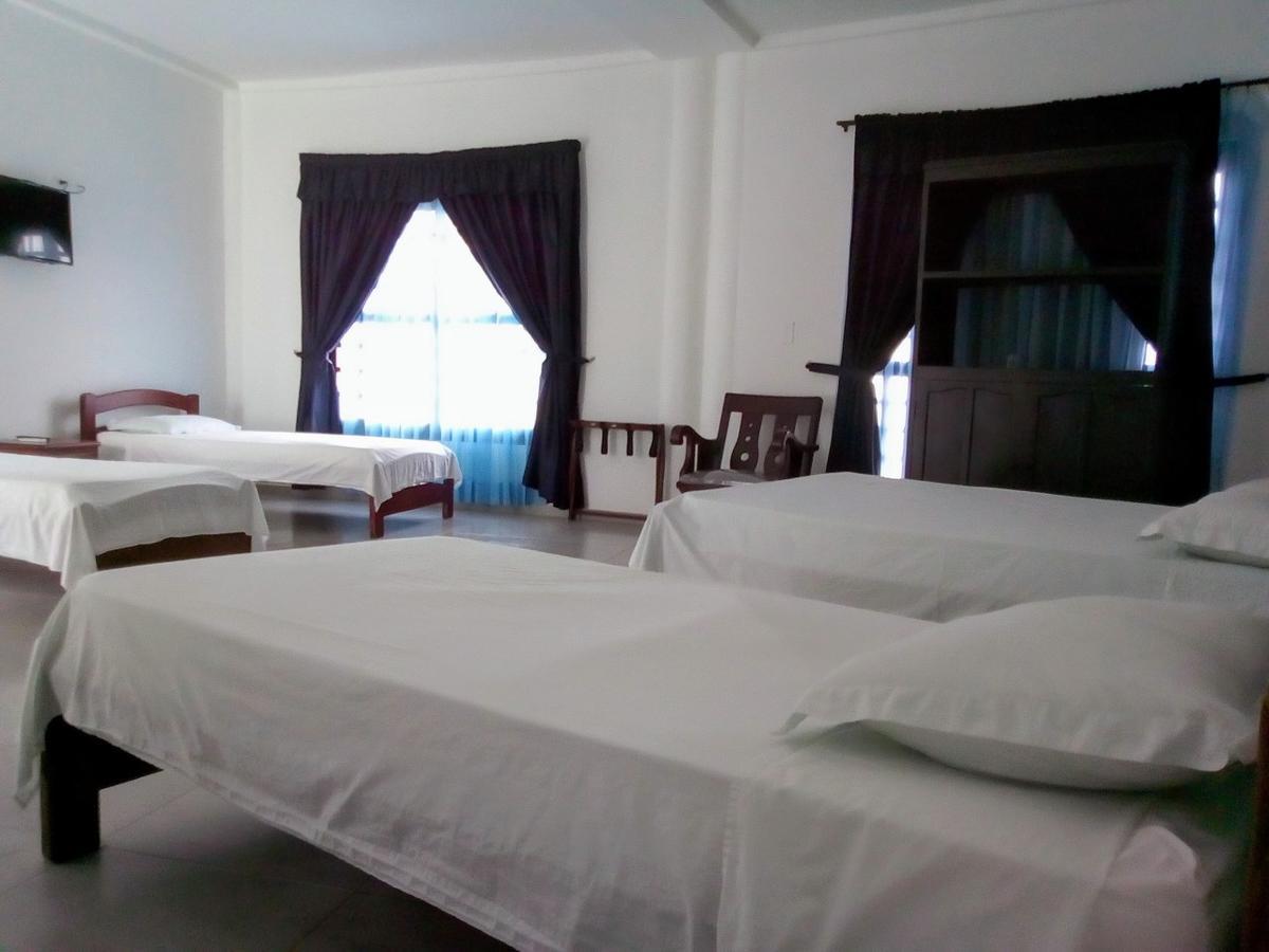 Hotel Plaza Real Montelibano Ngoại thất bức ảnh